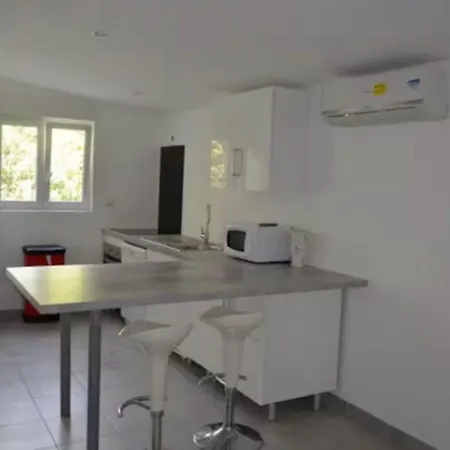 Porto-vecchio Porto-Vecchio (Corsica)